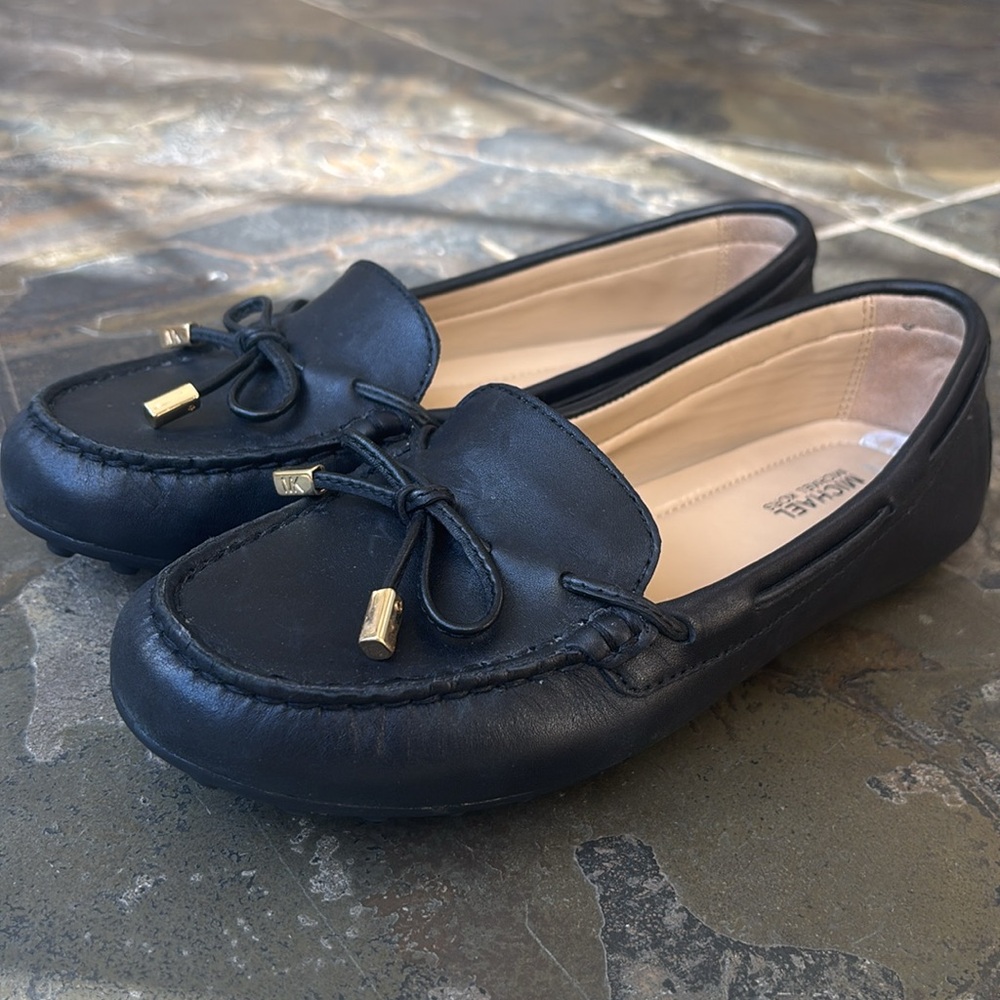 MICHAEL Michael Kors Daisy Moccasin - Picture 2 of 12